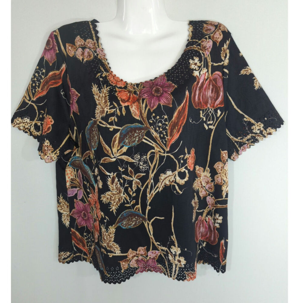 Chances R Floral Blouse‎ - Size XL - Black Laser Cut Trim Short Sleeve Top